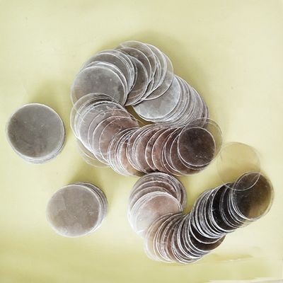 Forno de temperatura Conteúdo de CaO % 0,4-0,6 0,5 mm Lata de mica verde rubí com forma personalizada