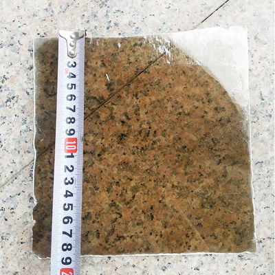 13.3-32.0% Teor de Al2O3 Transporte irregular Rubí moscovita Isolamento térmico Mica folhas