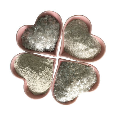 Cor natural dos flocos de mica
